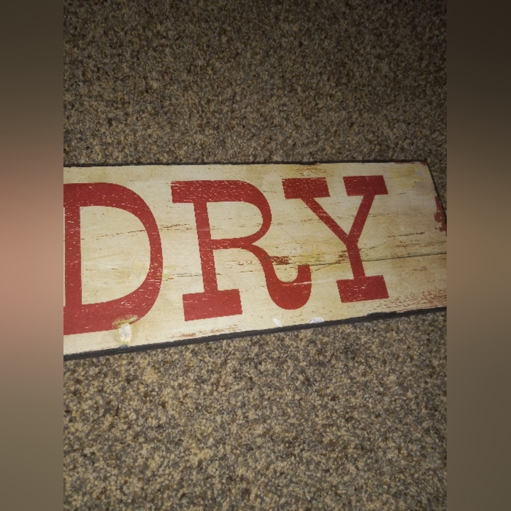 Rustic Wooden Laundry Sign - Picture 2 of 4